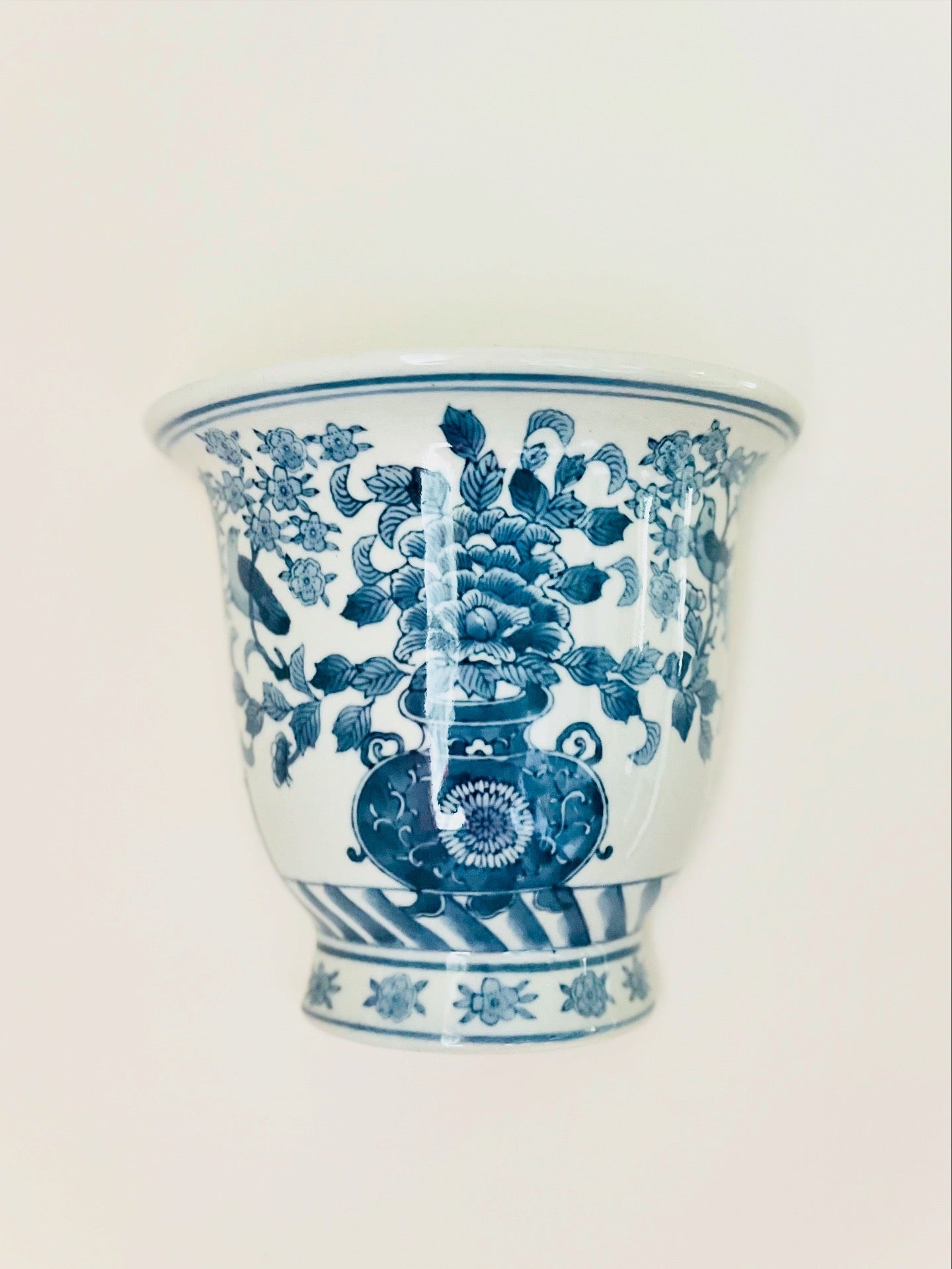 Blue & white wall pocket